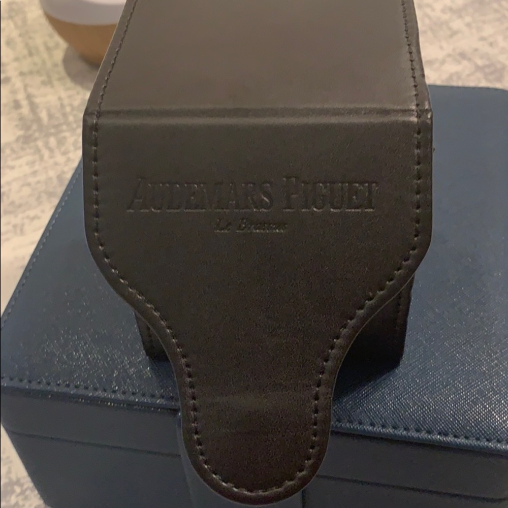 Audemars Piguet traveling Watch box